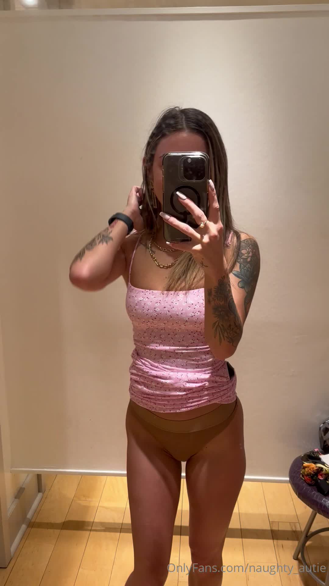 Naughty_autie - Would you come shopping with me ?