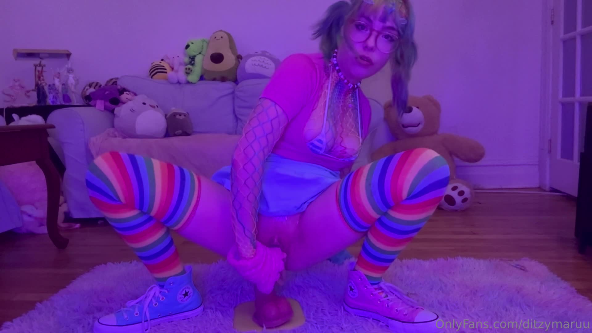 Ditzymaruu - u guys asked 4 more RIDING VIDS and 4 me to try to  my pus..