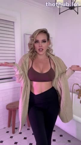 Darshelle Stevens