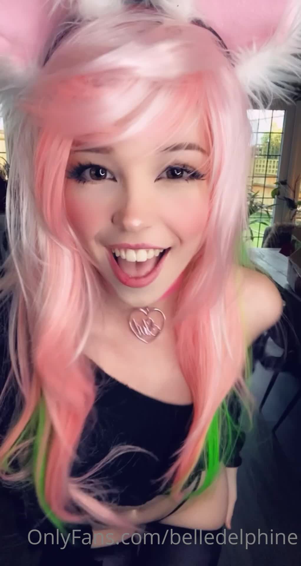 Belledelphine - Me trying to get a good video of me dancing, idk why but i j..
