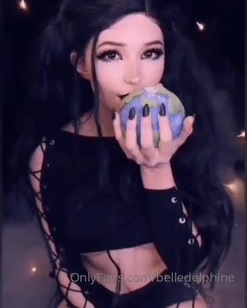 Belledelphine - old video of me as black-hole chan (around the time the firs..