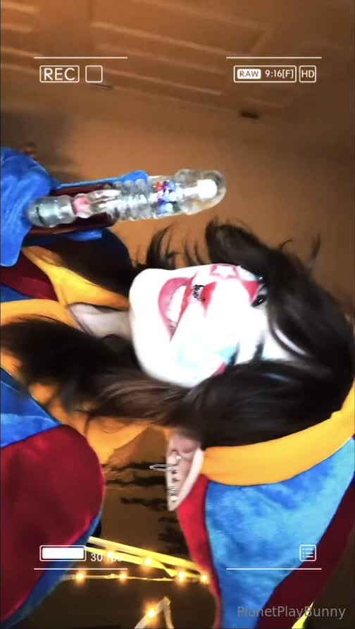 Planetplaybunny -  The New Digital Circus episode
 seems.. WONKY!!