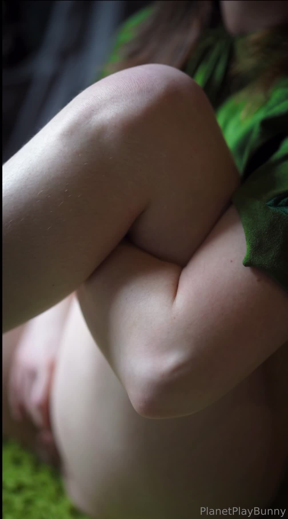 Planetplaybunny - Elf boy cummingssss ️  
FULL FINISH, MASTURBATION, VIBR..