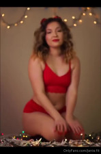 janiefit OnlyFans leaked Janiefit - CHECK OUT MY NEW SEXY XMAS VIDEO BTS! DON’T FORGET TO LIKE A.. on HDthot