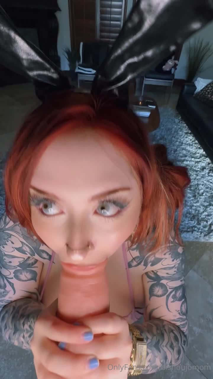 Bishoujomom -  VIDEO OF THE MONTH: Submissive Mommy Bunny (8min 45 seco..