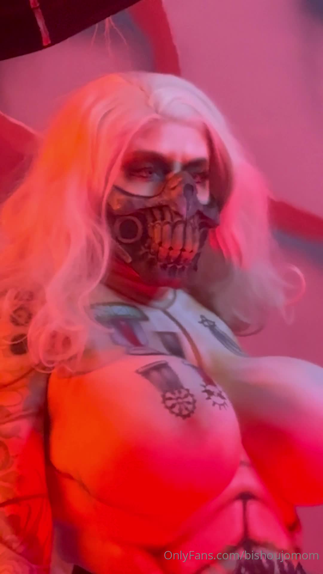 Bishoujomom - I love sharing behind the scenes footage of my shoots! Here ..