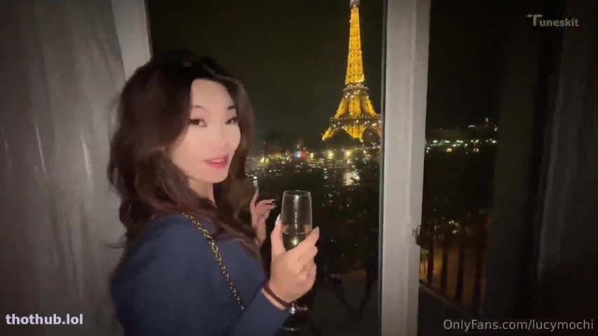 LUCY MOCHI ANAL IN PARIS