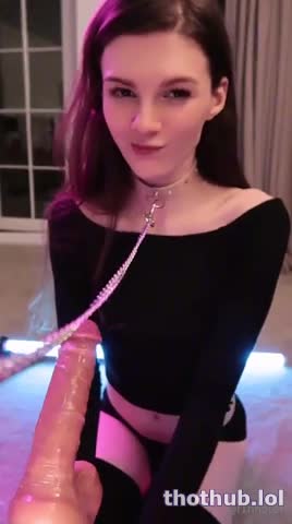 F1nn5ter (Femboy) - dildo blowjob