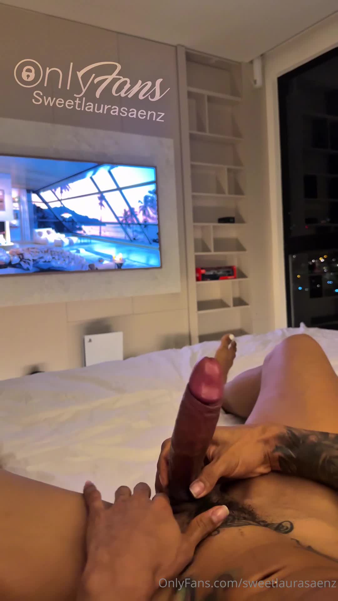 Sweetlaurasaenz - chill out