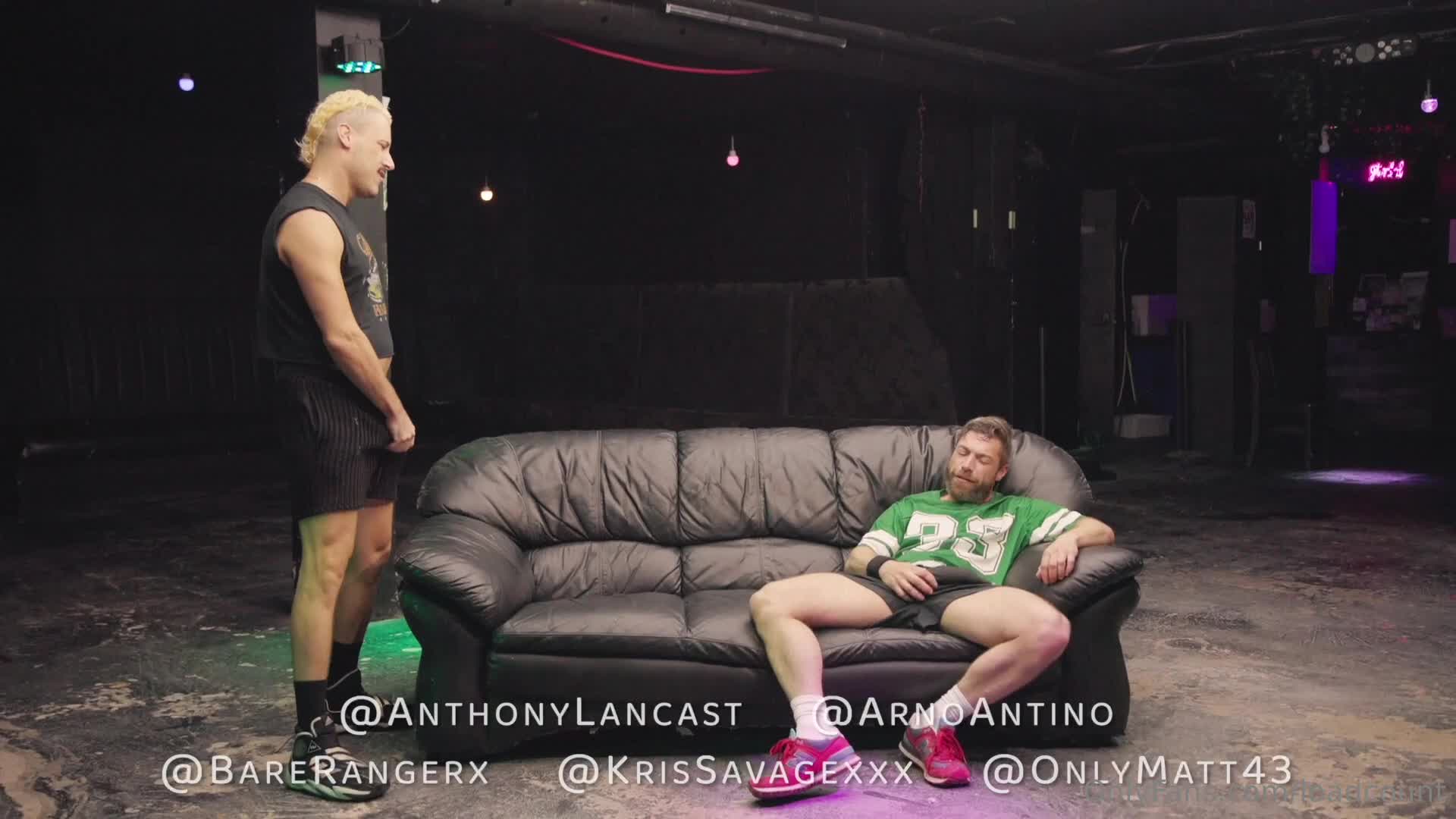 Loadcount - Nothing like flexing, hanging out with your bros and showing..