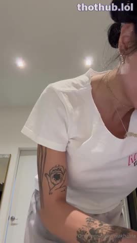 Mia Khalifa Dressing Up Live PPV