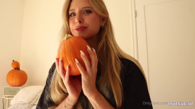 OnlyFans leaked Caroline Zalog Halloween Try On Haul on HDthot