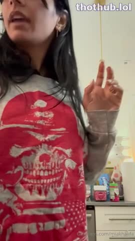 Mia Khalifa just a drink ppv