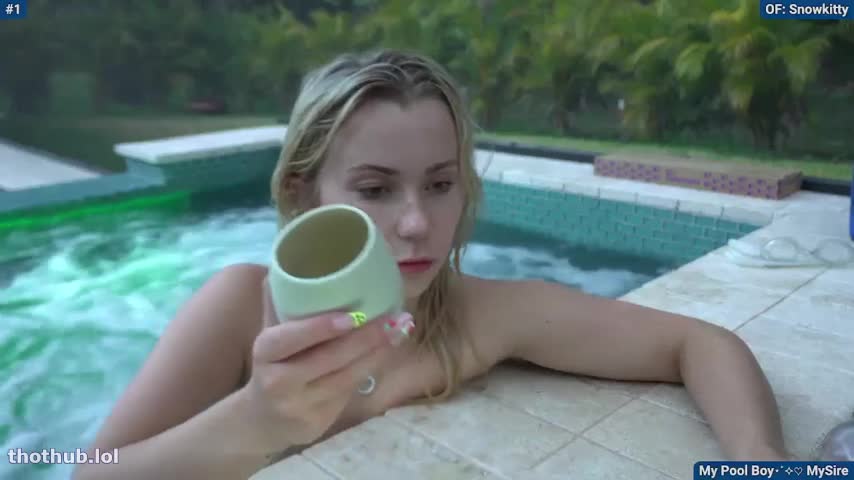 OnlyFans leaked Snowkitty's MyFreeCams show April-28-2024 on HDthot