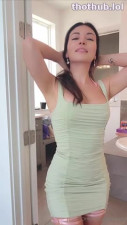 Alinity STRIP TEASE